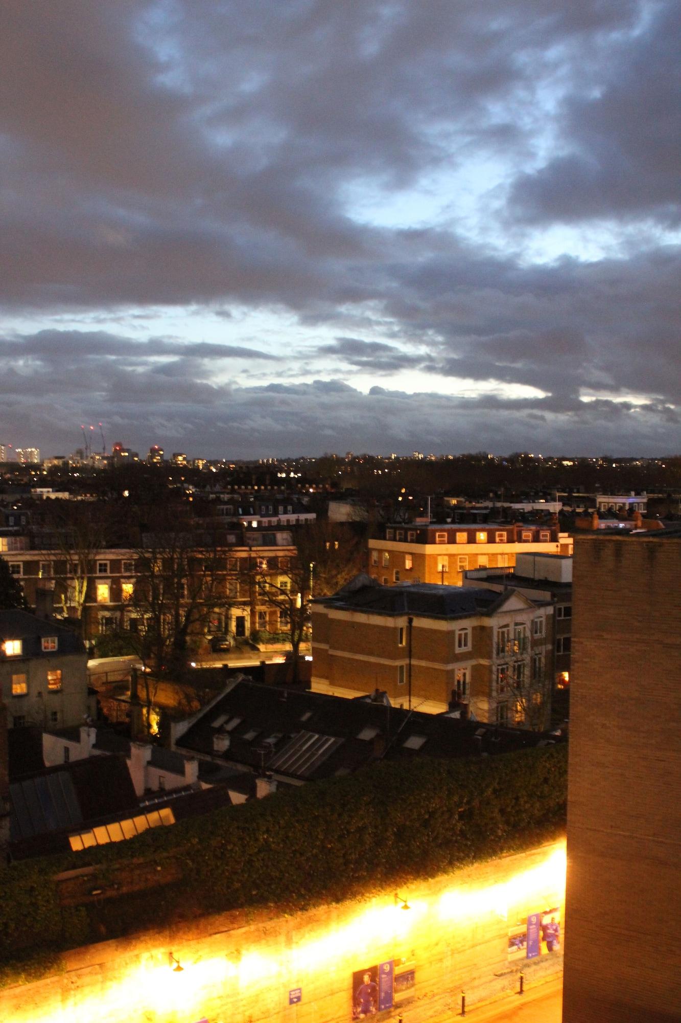 Millennium & Copthorne Hotels At Chelsea Football Club Лондон Экстерьер фото